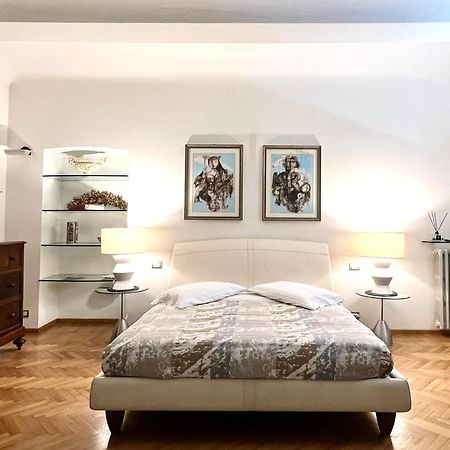 Comecasa Alfieri Elegant Apartment Asti Bagian luar foto