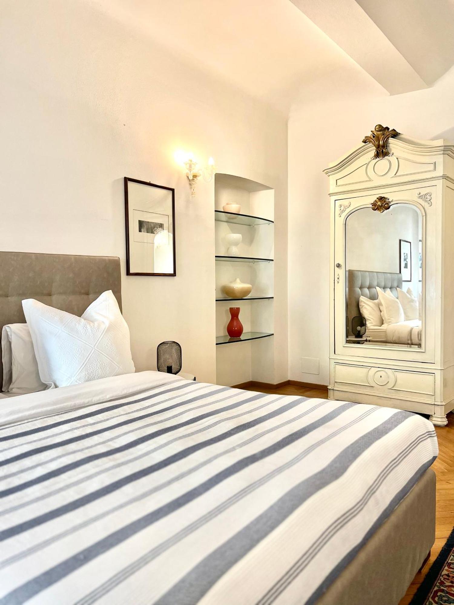 Comecasa Alfieri Elegant Apartment Asti Bagian luar foto