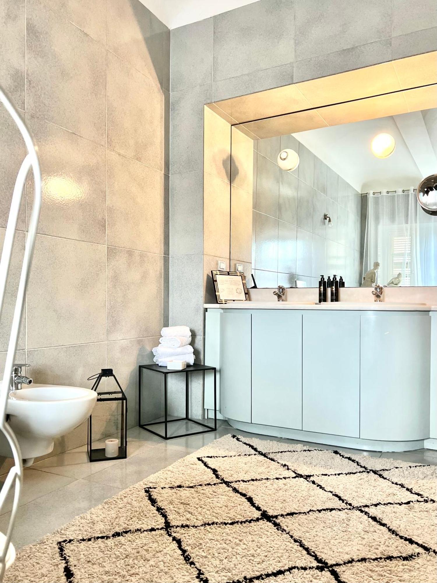 Comecasa Alfieri Elegant Apartment Asti Bagian luar foto