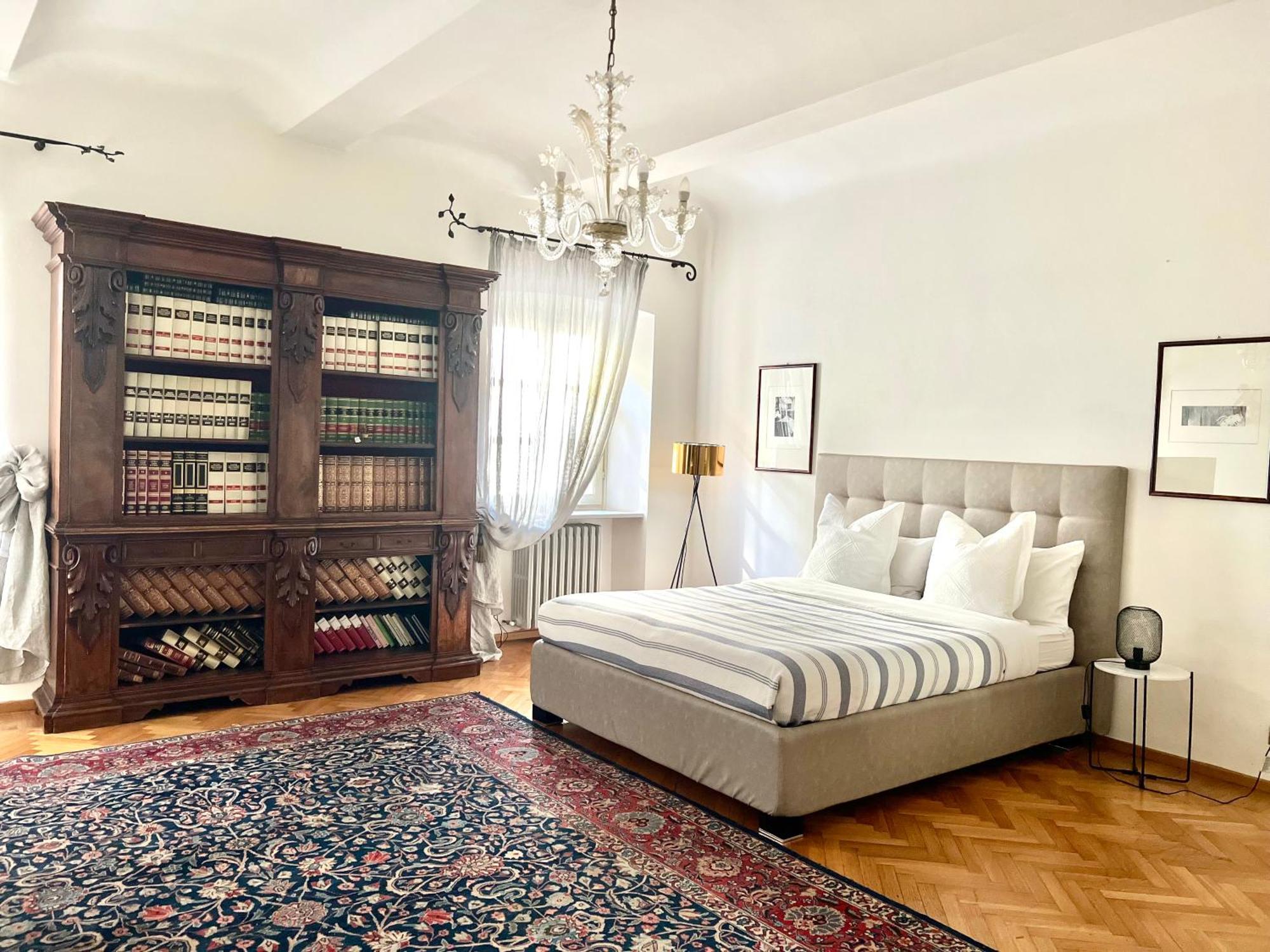 Comecasa Alfieri Elegant Apartment Asti Bagian luar foto
